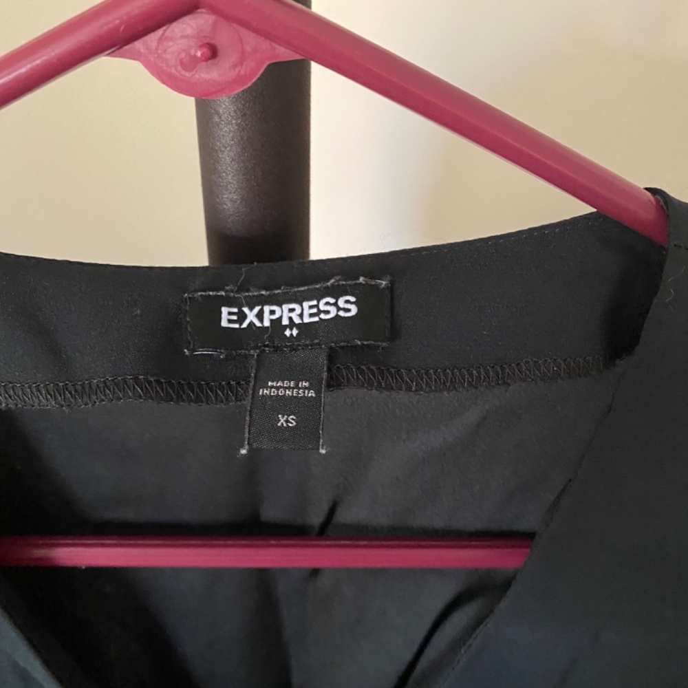 Blouse - Picture 2 of 3